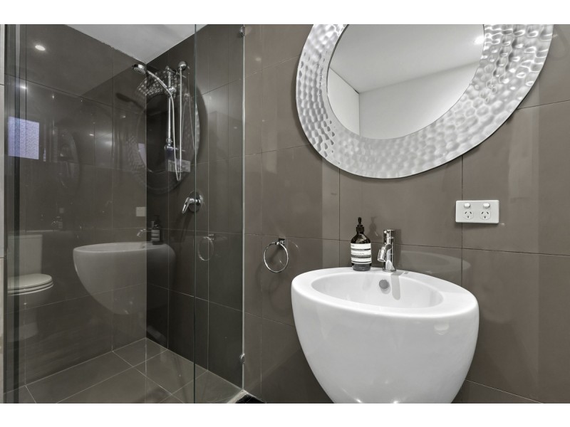 67 New Road, Oak Park VIC 3046