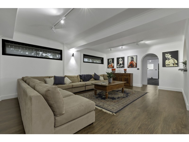 67 New Road, Oak Park VIC 3046