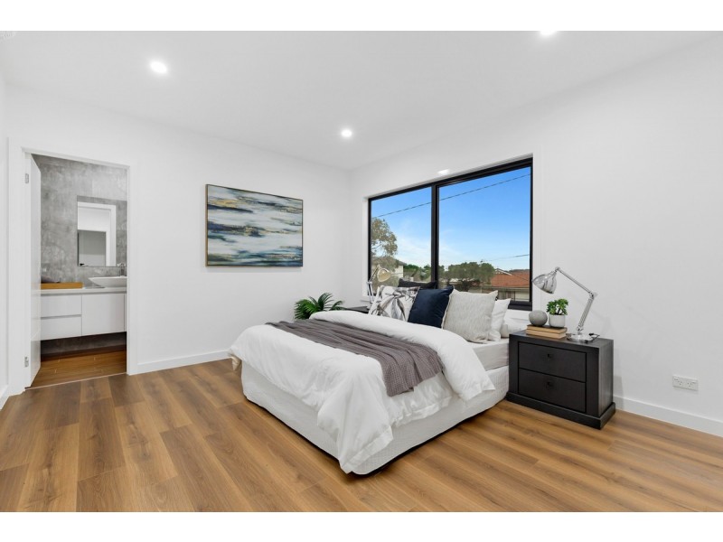 1/4 Bourchier Street, Glenroy VIC 3046