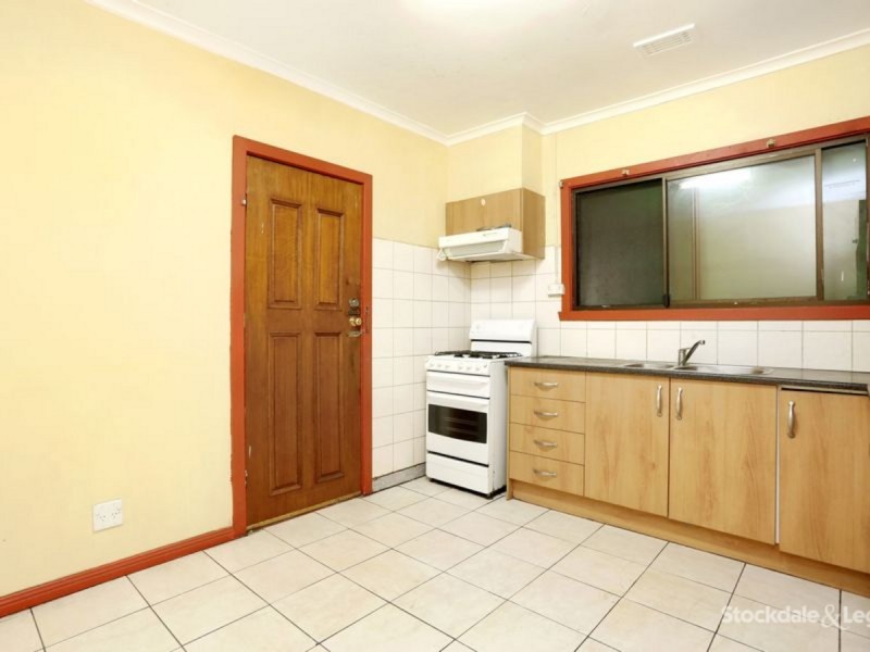 2 Rowan Street, Glenroy VIC 3046