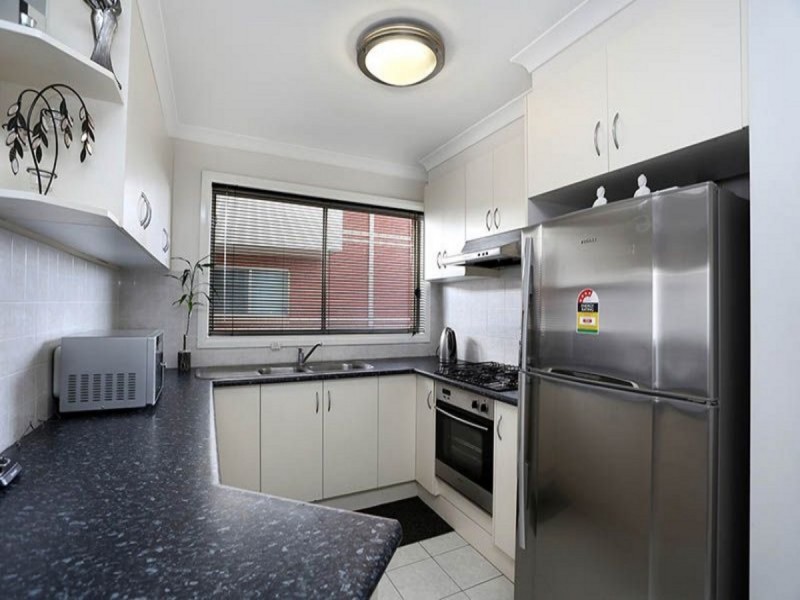 4/83 Station Road, Glenroy VIC 3046