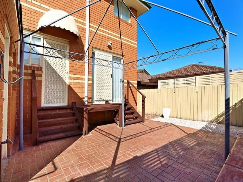 4/83 Station Road, Glenroy VIC 3046