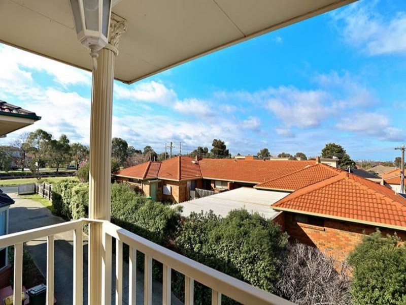 4/83 Station Road, Glenroy VIC 3046