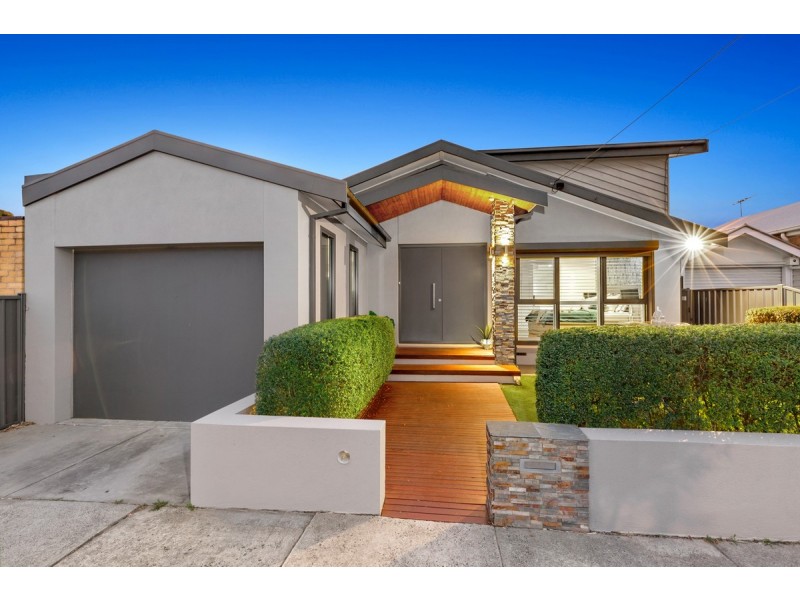 1 Milton Street, Pascoe Vale South VIC 3044