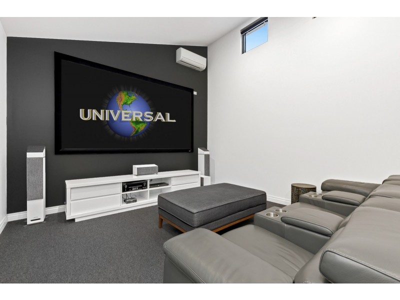 1 Milton Street, Pascoe Vale South VIC 3044