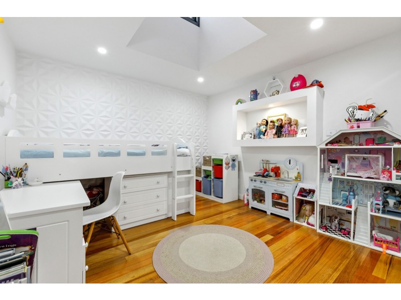 1 Milton Street, Pascoe Vale South VIC 3044