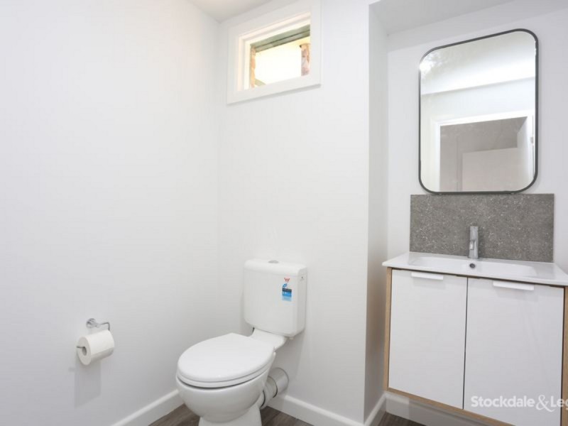 40 Sunset Boulevard, Jacana VIC 3047