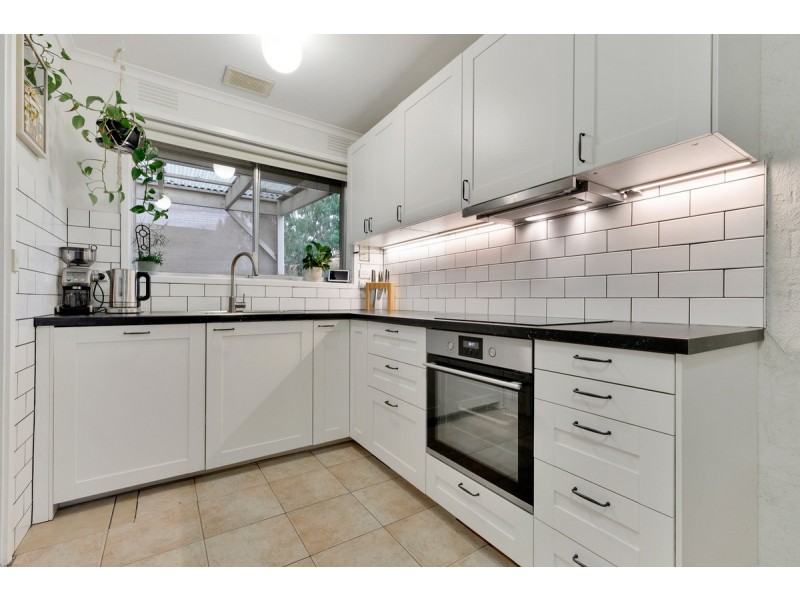 4/26 Gladstone Parade, Glenroy VIC 3046