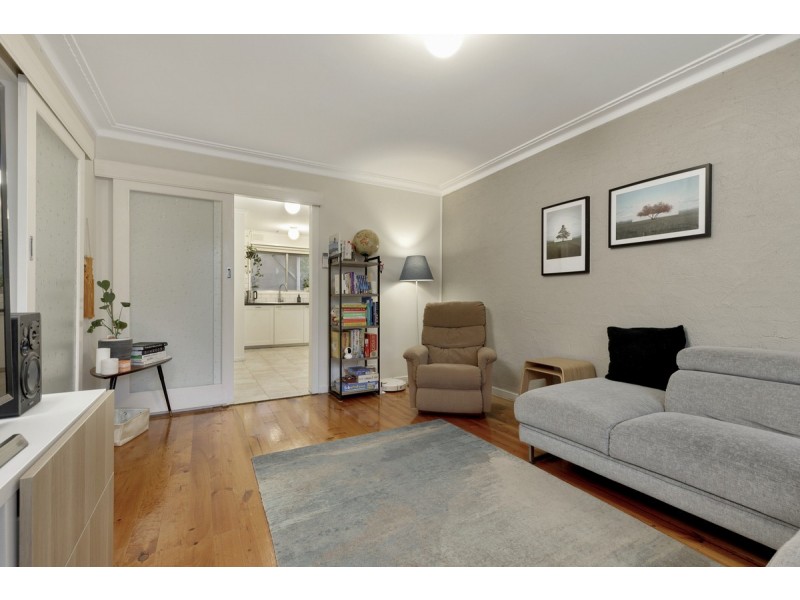 4/26 Gladstone Parade, Glenroy VIC 3046