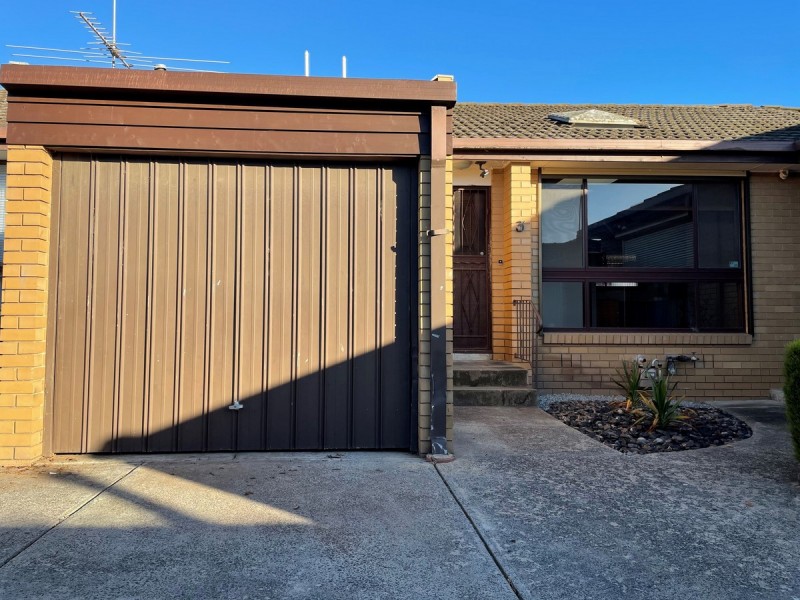 3/20 Wheatsheaf Road, Glenroy VIC 3046