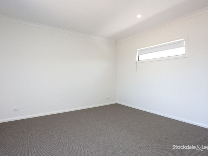 2/15 Langton Street, Glenroy VIC 3046