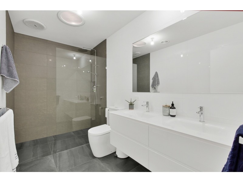 4/13 Harold Street, Glenroy VIC 3046