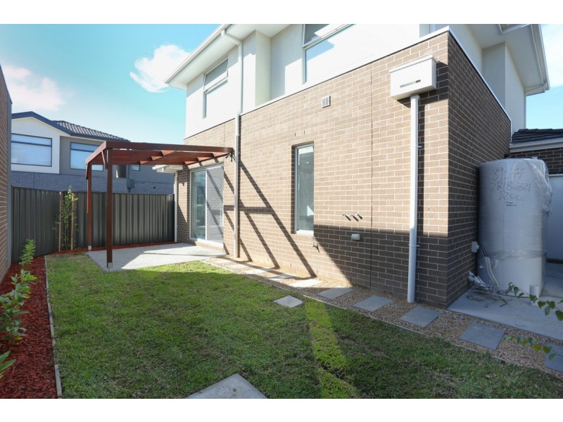 1/16 York Street, Glenroy VIC 3046