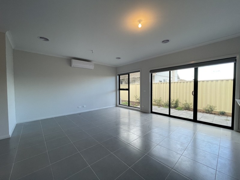 2/38 Hartington Street, Glenroy VIC 3046
