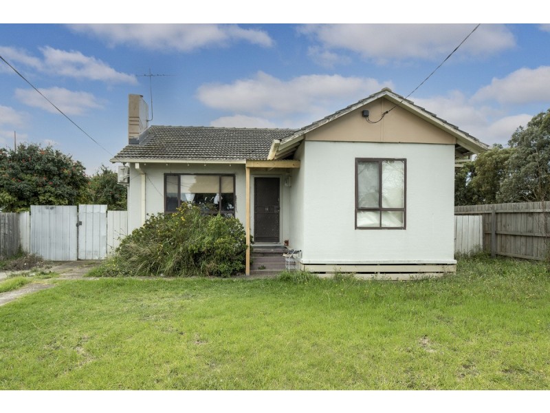 12 Heather Court, Glenroy VIC 3046