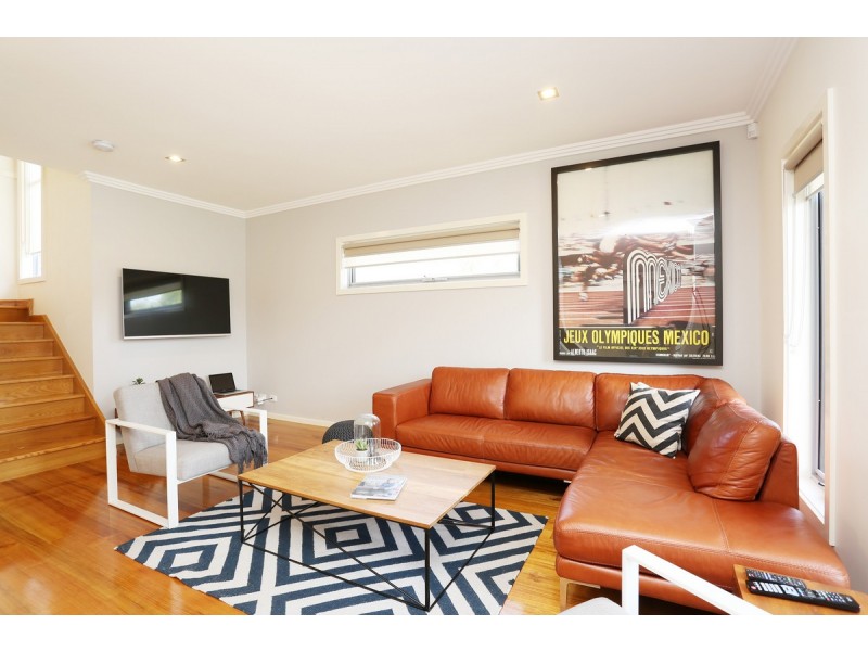 1/56 Winifred Street, Oak Park VIC 3046