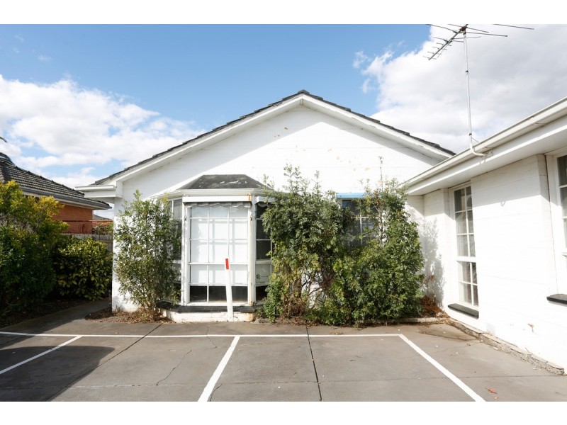 8/2 Salisbury Street, Glenroy VIC 3046