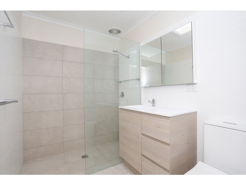 8/2 Salisbury Street, Glenroy VIC 3046