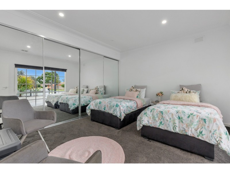 9 Ogden Street, Glenroy VIC 3046