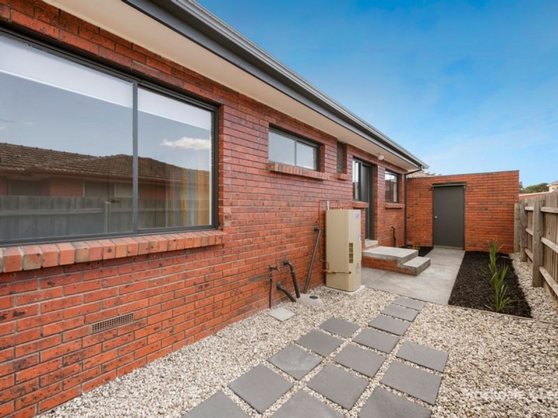 2/288 Wood Street, Preston VIC 3072