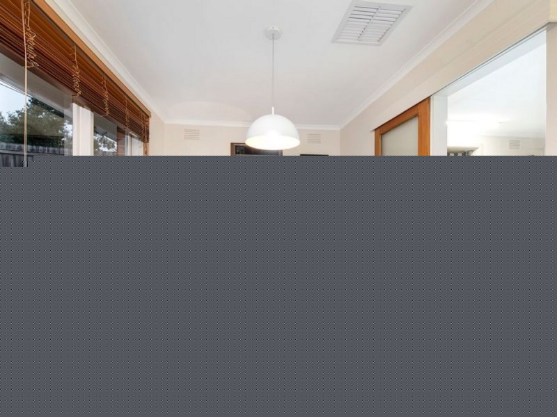 30 Valley Crescent, Glenroy VIC 3046