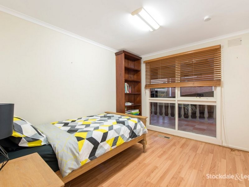 30 Valley Crescent, Glenroy VIC 3046