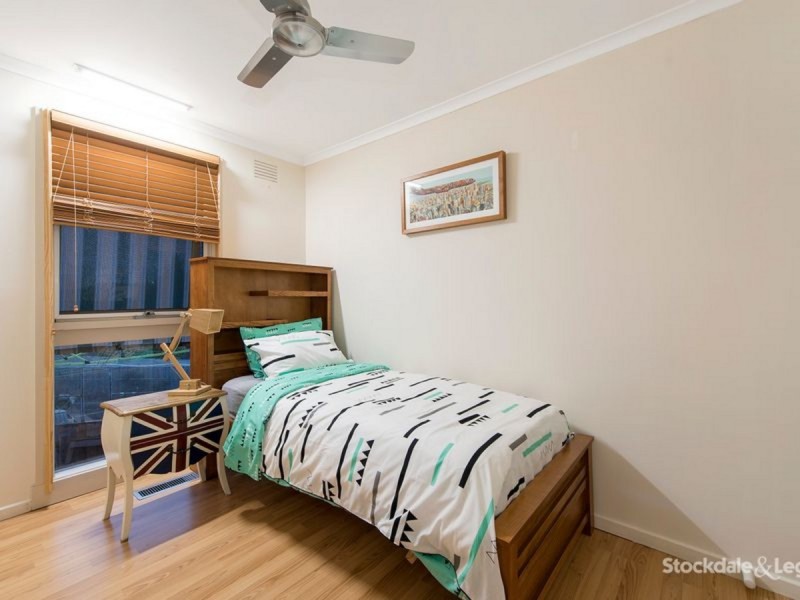 30 Valley Crescent, Glenroy VIC 3046