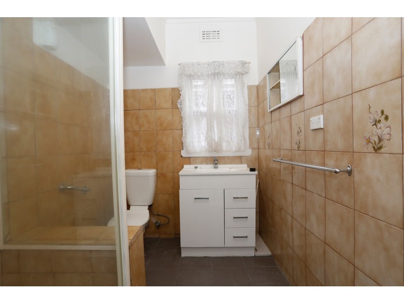 34 Trevannion Street, Glenroy VIC 3046