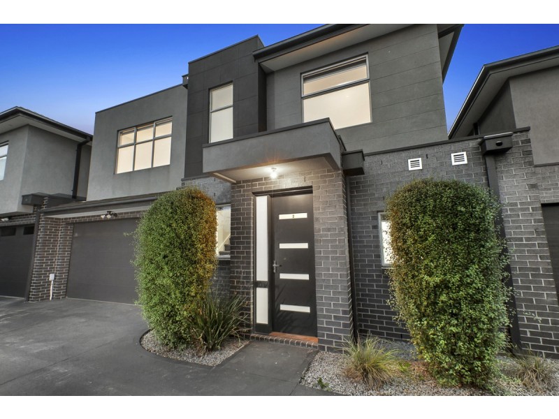 2/8 Quick Street, Pascoe Vale VIC 3044