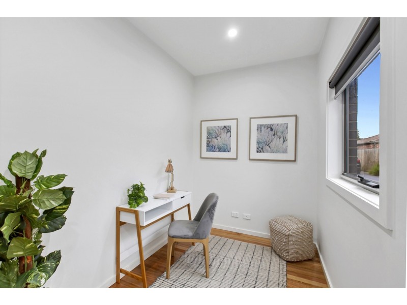 2/8 Quick Street, Pascoe Vale VIC 3044