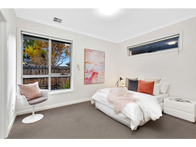 2/122 Loongana Avenue, Glenroy VIC 3046