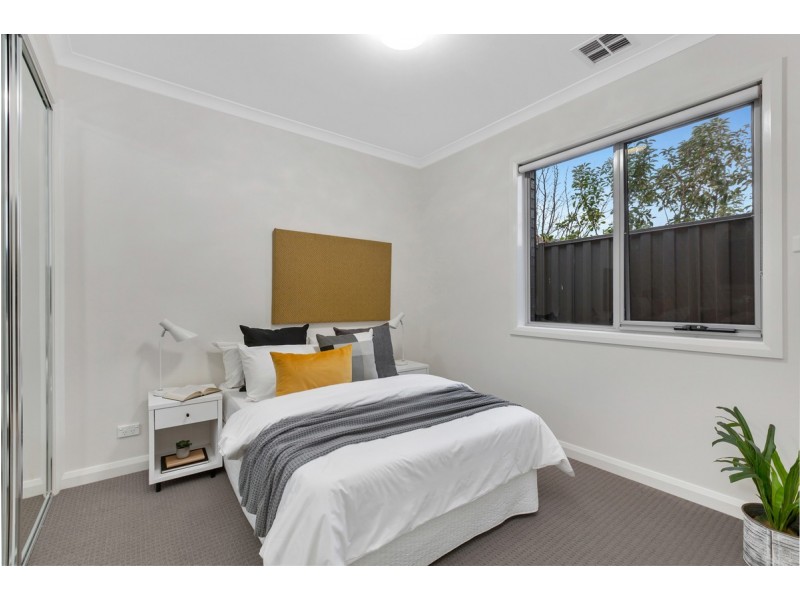 2/122 Loongana Avenue, Glenroy VIC 3046