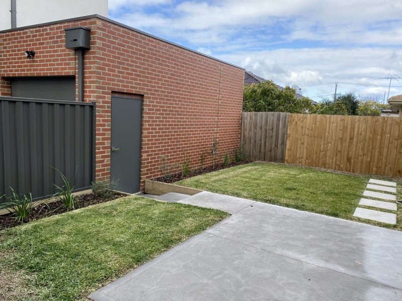 1/24 Maude Avenue, Glenroy VIC 3046
