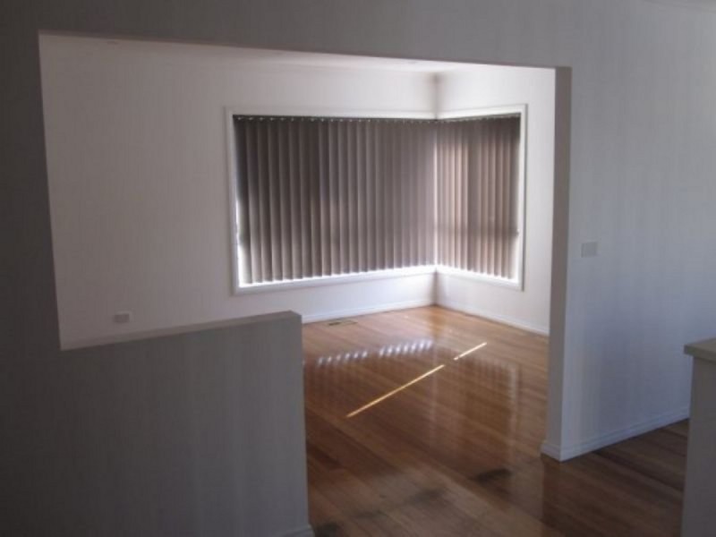 1/10 Churchill Street, Glenroy VIC 3046