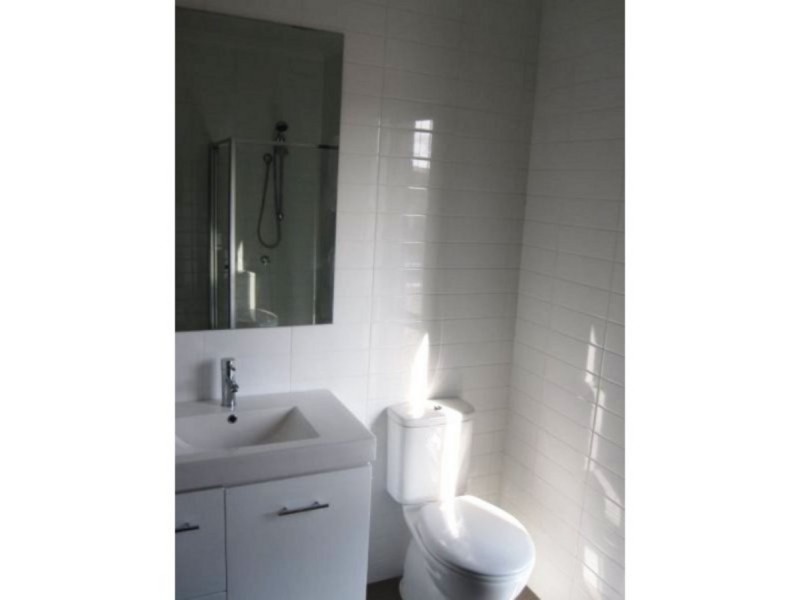 1/10 Churchill Street, Glenroy VIC 3046