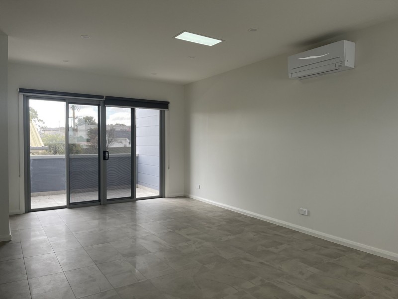 2/719 Pascoe Vale Road, Glenroy VIC 3046
