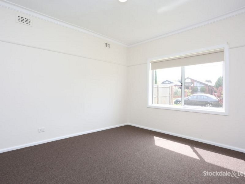 5 Eileen Street, Hadfield VIC 3046