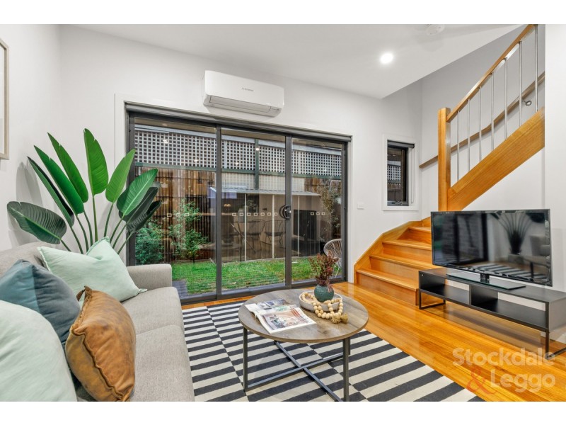 2/7 Mikado Street, Hadfield VIC 3046