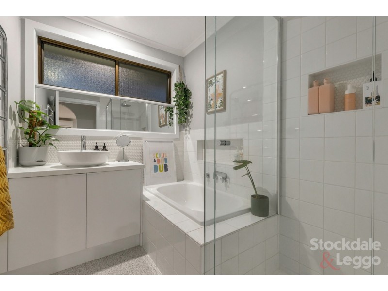 1/29 Gladstone Parade, Glenroy VIC 3046