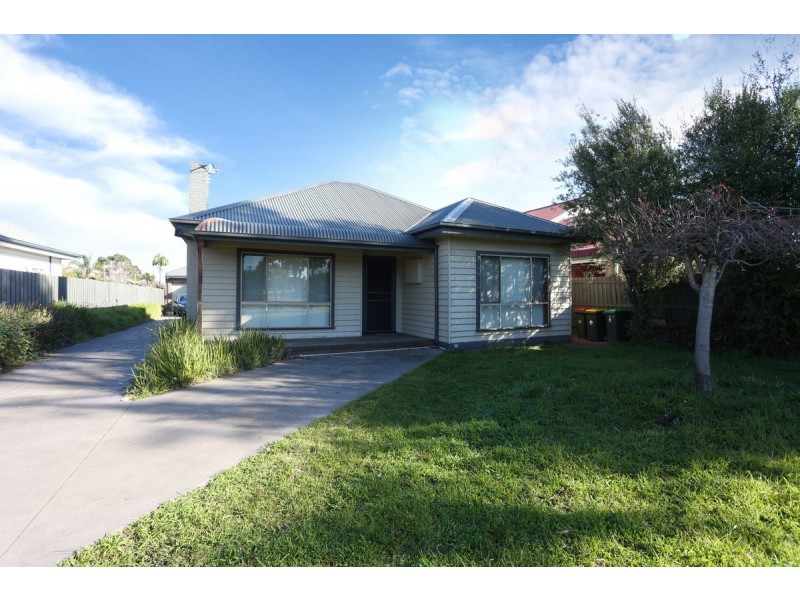 1/35 Plumpton Avenue, Glenroy VIC 3046