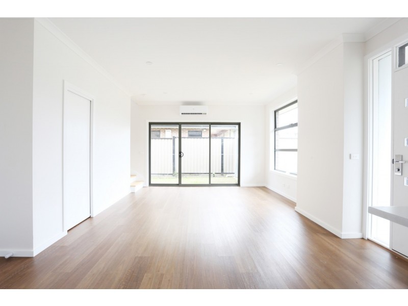 1/319 Camp Road, Broadmeadows VIC 3047