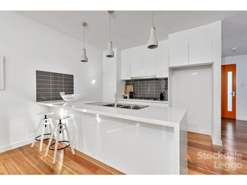 2/584 Pascoe Vale Road, Pascoe Vale VIC 3044