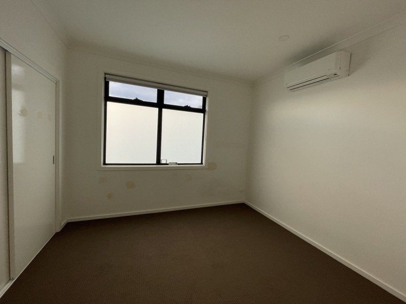 1/1-3 Bannister Street, Jacana VIC 3047