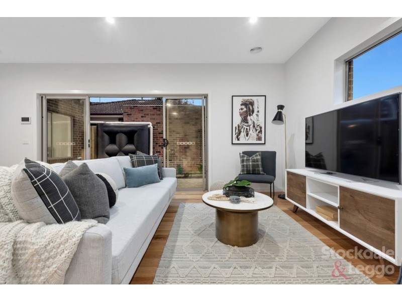 4/10 John Street, Oak Park VIC 3046