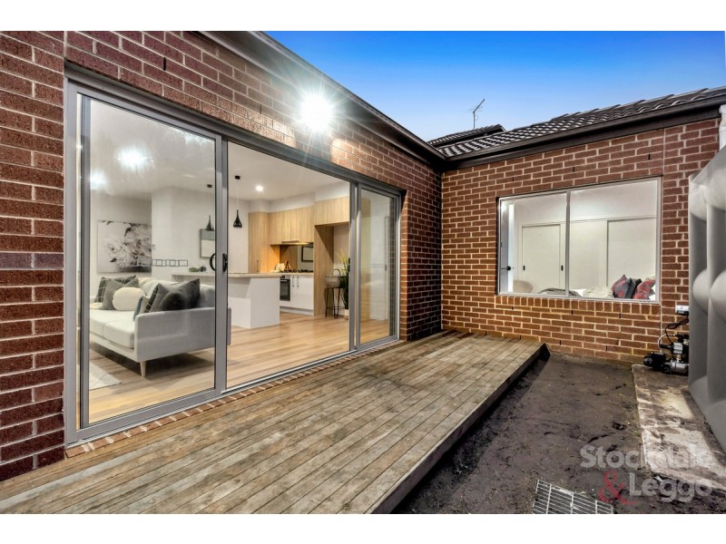 4/10 John Street, Oak Park VIC 3046