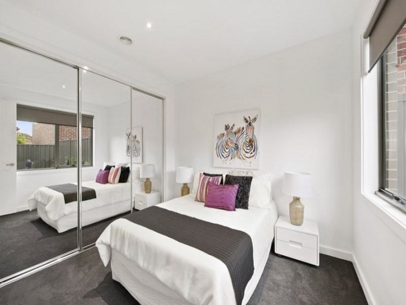 3/2 Langton Street, Glenroy VIC 3046