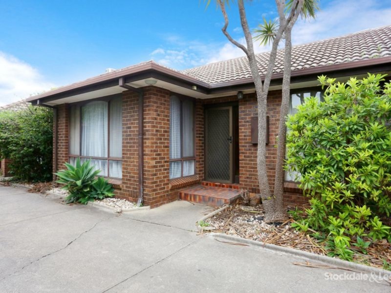 2/19 Gladstone Parade, Glenroy VIC 3046