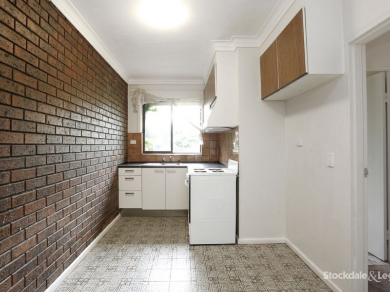 2/19 Gladstone Parade, Glenroy VIC 3046