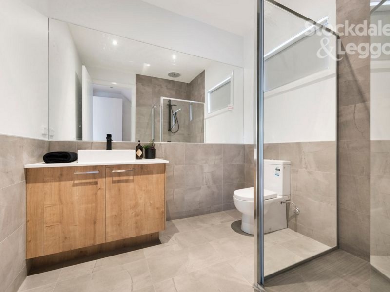 1/1 Lockley Street, Hadfield VIC 3046