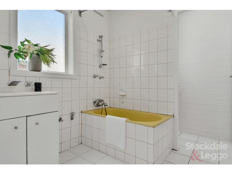 1/854 Pascoe Vale Road, Glenroy VIC 3046